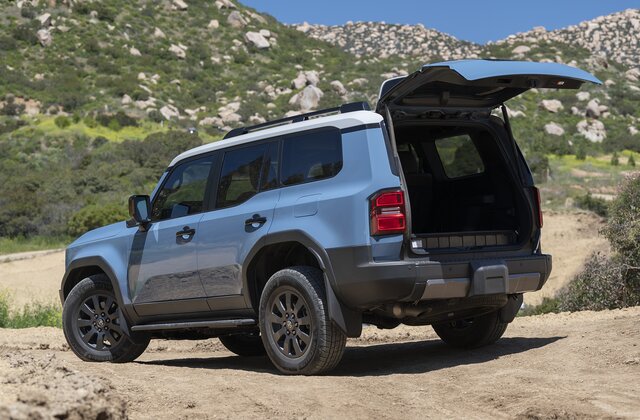 2025 Toyota Land Cruiser Prado