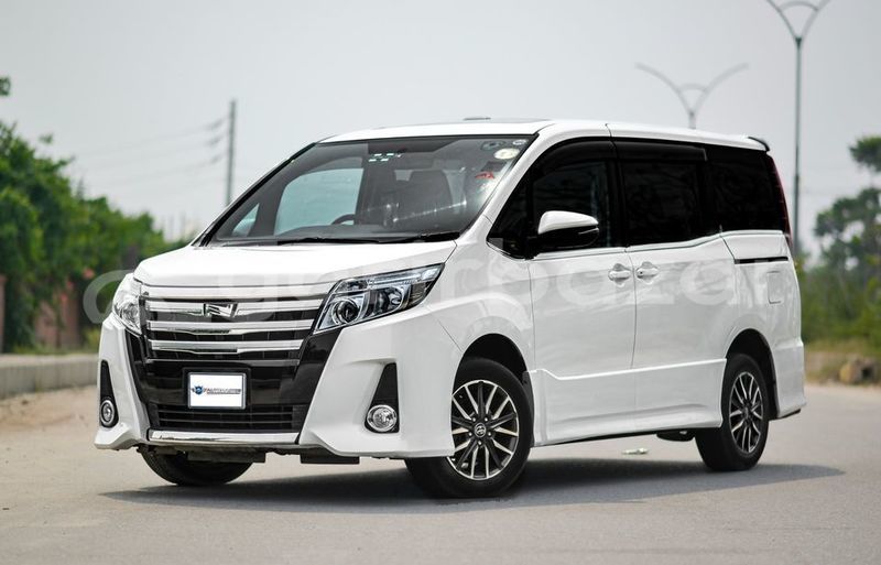 Toyota Noah price in Bangladesh